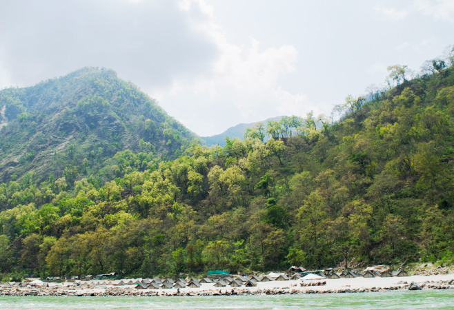 It is one of the top-rated bungee jumping destinations due to its geographic location