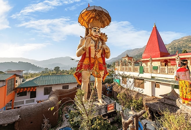 Hanuman Garhi is a spiritual sanctuary and temple dedicated to Lord Hanuman , built in the early 20th century, and is 3km from Nainital