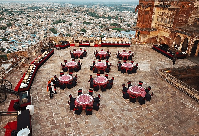 There are wonderful restaurants in Jodhpur where you can have a fine dining experience with your friends, family, or alone There are wonderful restaurants in Jodhpur where you can have a fine dining experience with your friends, family, or alone