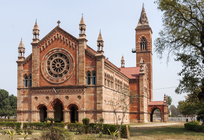 One of the oldest and beautiful churches of India, the Kanpur Memorial Church is located on Albert Lane