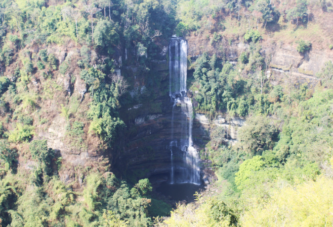 Vantawng Falls stand as a majestic natural wonder, proudly holding the title of being the highest uninterrupted waterfall in the state.