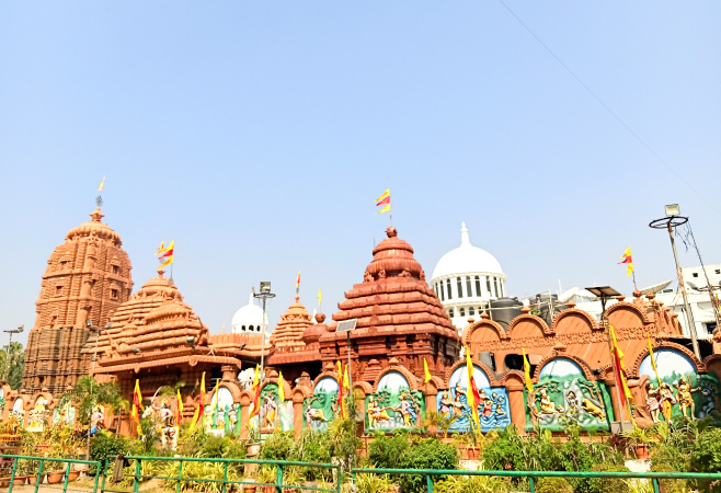 The temple strictly adheres to the principles of sanctity, equity, discipline and cleanliness The temple strictly adheres to the principles of sanctity, equity, discipline and cleanliness