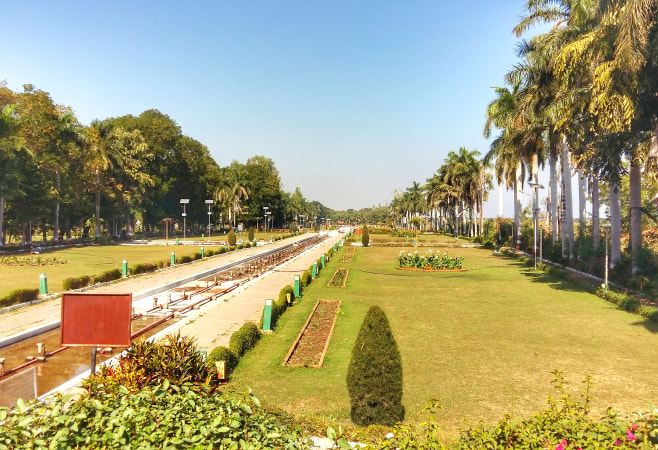 Decked with green manicured lawns and adorned by towering palm trees, the Ajwa Nimeta Garden is the perfect destination to plan your leisurely weekend at