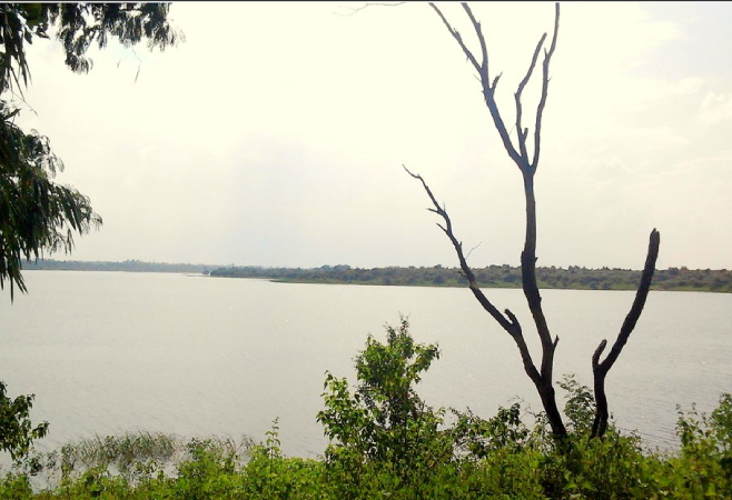 Being one of the outstanding places to visit in Nagpur for couples, this lake is one of the largest lakes amongst 11 lakes in Nagpur