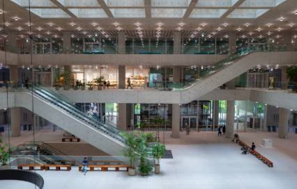 Find Your Perfect Purchase: Top Shopping Malls in Mumbai for Entertainment and Leisure