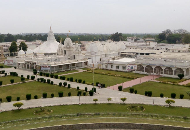 Steeped in history, Meerut is a fast developing city that sits at close proximity to Delhi and the historically opulent Hastinapur