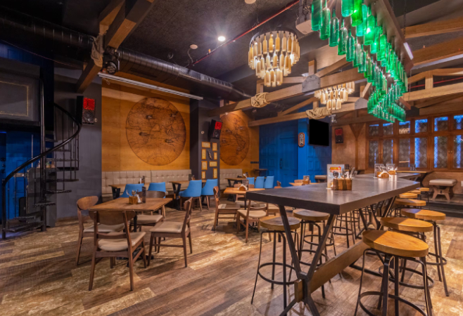 Whether you’re a vegetarian, seafood aficionado, or meat lover, you’ll find the perfect meal in this vibrant city