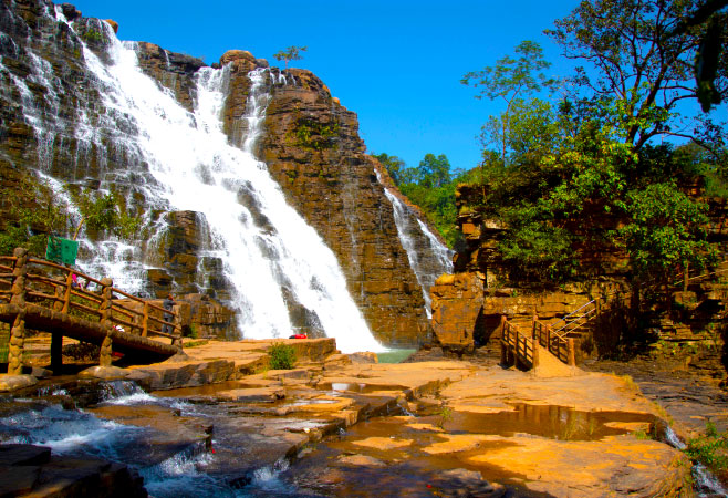 Jagdalpur is a city located in Chattisgarh known for its rich tribal culture and handicrafts