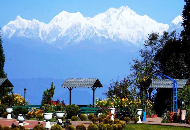 Lloyd’s Botanical Garden in Darjeeling is a famous place to visit in the picturesque hill station in West Bengal.