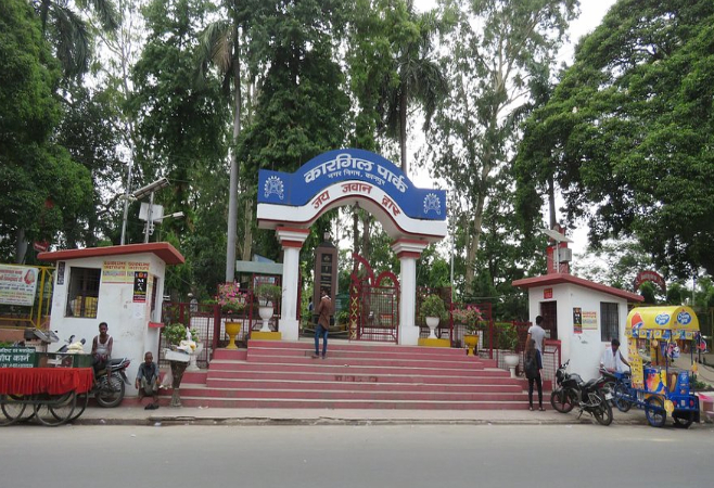 Moti Jheel in Kanpur is praised for its serene beauty, recreational offerings, and well-maintained walking paths