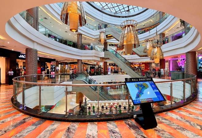 Phoenix Market City is the largest and most famous shopping destination in Mumbai.