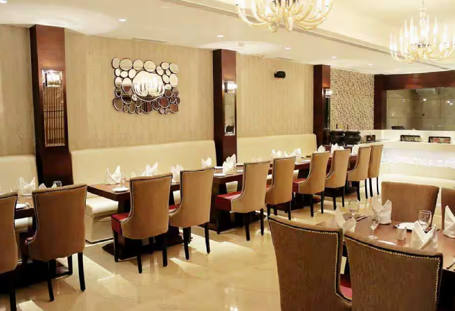 Pinch of Spice excels in cuisine ranging from traditional Indian and Continental to Chinese and Italian