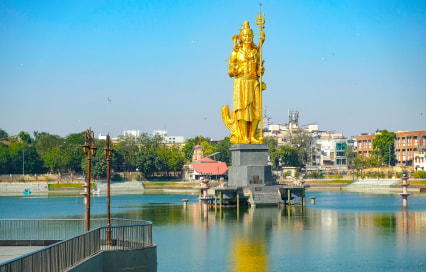 From Palaces to Gardens: The 13 Best Places To visit in Vadodara that You Shouldn’t Miss