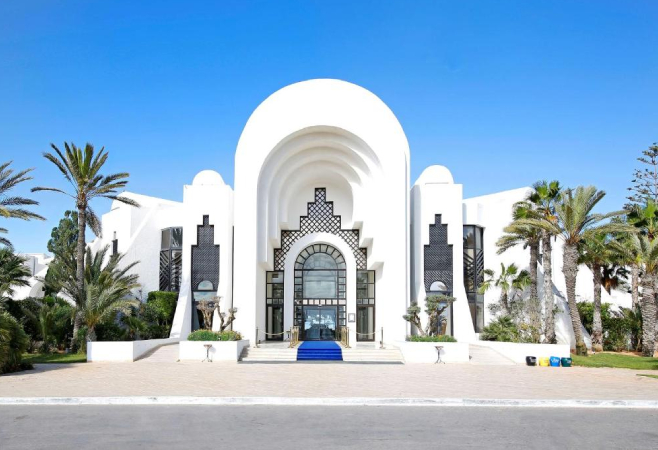 It's a stylish hotel that boasts comfortable rooms, beautiful surroundings, and well-developed infrastructure.