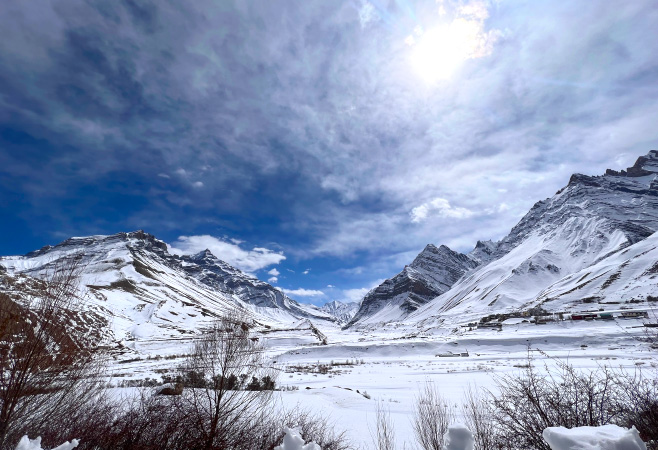Long winding roads and valleys that present unforgettable glimpses of cold desert