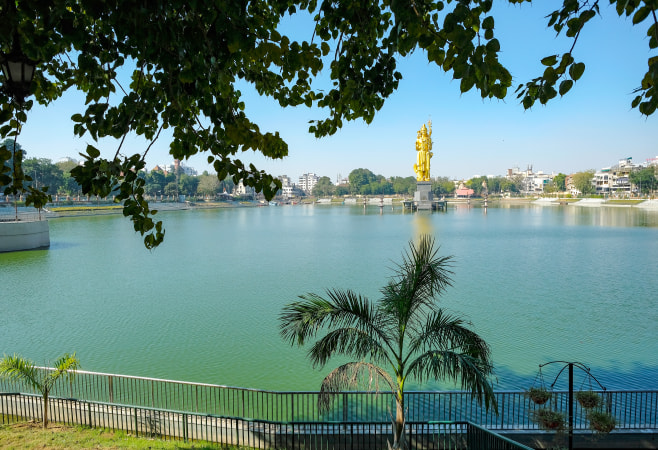 It is one of the oldest lakes in Vadodara and a popular place to visit in Vadodara.