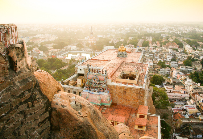 Tiruchirappalli is one of the most famous temple town of Tamil Nadu